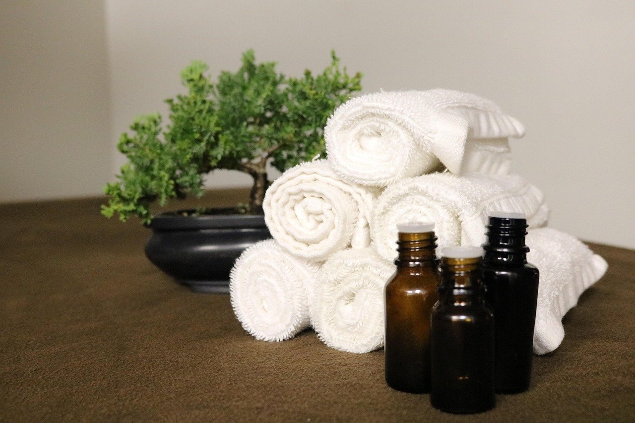 essential oils, spa, aromatherapy, wellness, massage, relaxation, therapy, oil, beautiful flowers, essential, flower background, natural, herbal, nature, health, flowers, flower wallpaper, zen, brown health, brown relax, brown wellness, brown therapy, brown massage, brown spa